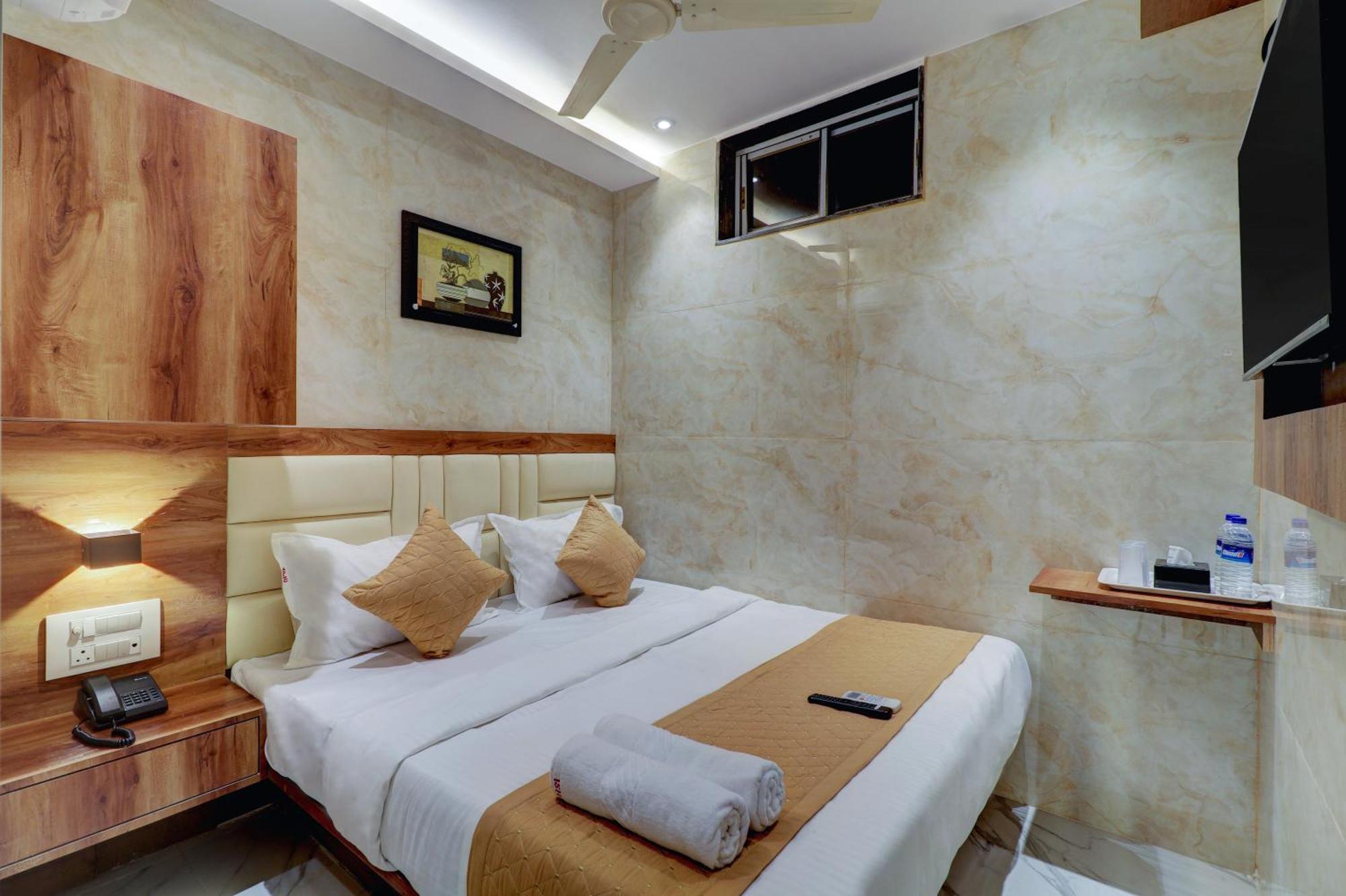 Hotel Omega Mumbai Exterior foto
